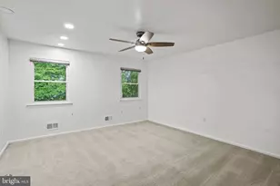 9086 Brook Ford Rd, Burke, VA 22015 - Photo 23