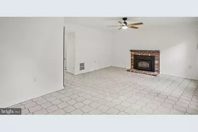9086 Brook Ford Road, Burke, VA 22015 - Photo 11