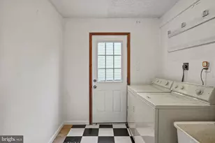 9086 Brook Ford Rd, Burke, VA 22015 - Photo 31
