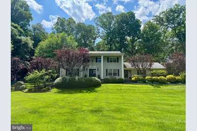 304 Chesapeake Drive, Great Falls, VA 22066 - Photo 1