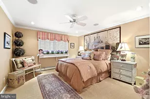304 Chesapeake Dr, Great Falls, VA 22066 - Photo 25