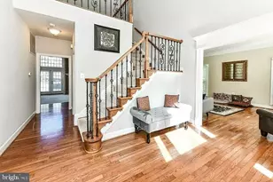 1088 Safa St, Herndon, VA 20170 - Photo 3