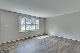 3374 Breckenridge Ct, Annandale, VA 22003 - Photo 3