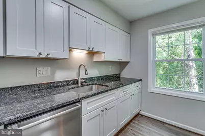 3374 Breckenridge Court, Annandale, VA 22003 - Photo 9