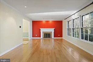 6543 Cedarwood Ct, Falls Church, VA 22041 - Photo 5