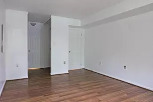 11607 Windbluff Ct, Reston, VA 20191 - Photo 19