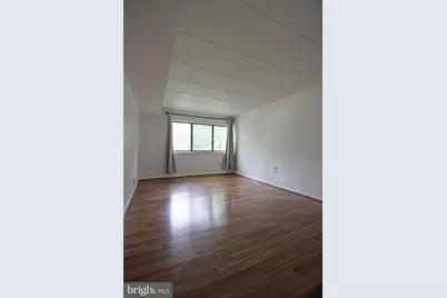 11607 Windbluff Court, Reston, VA 20191 - Photo 17