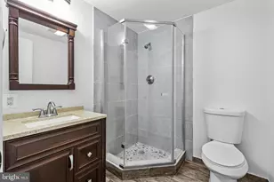 11924 Travistock Ct, Reston, VA 20191 - Photo 33