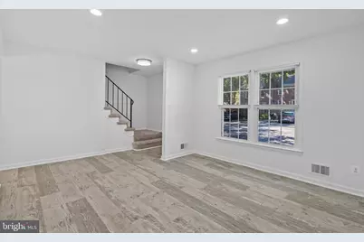 11924 Travistock Court, Reston, VA 20191 - Photo 7