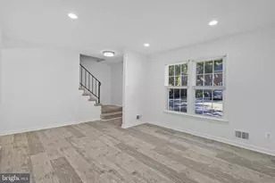 11924 Travistock Ct, Reston, VA 20191 - Photo 7