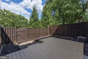 11924 Travistock Ct, Reston, VA 20191 - Photo 35