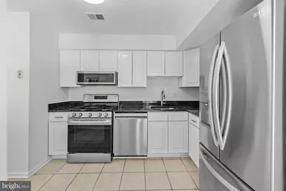 11924 Travistock Court, Reston, VA 20191 - Photo 11