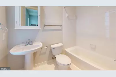 12168 Waveland Street, Fairfax, VA 22033 - Photo 11