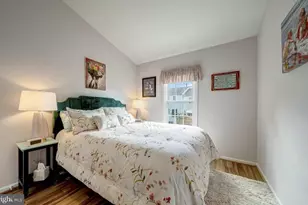 4113 Meadow Field Ct, Fairfax, VA 22033 - Photo 13