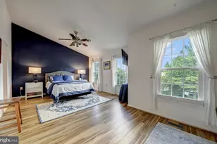 4113 Meadow Field Ct, Fairfax, VA 22033 - Photo 9