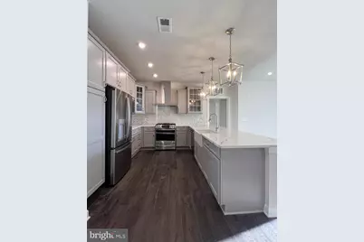 3927 Fair Ridge Drive #506, Fairfax, VA 22033 - Photo 5