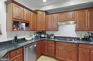 7124 Huntley Creek Pl, Alexandria, VA 22306 - Photo 9
