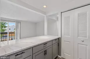 8384 Brockham Dr, Alexandria, VA 22309 - Photo 17