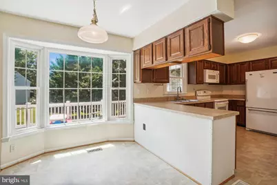 3307 Flintwood Court, Herndon, VA 20171 - Photo 17