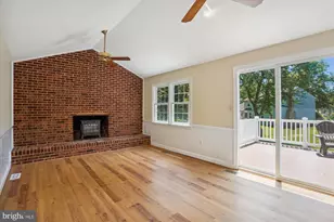 3307 Flintwood Ct, Herndon, VA 20171 - Photo 19