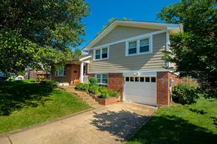 6712 New Hope Dr, Springfield, VA 22151 - Photo 1