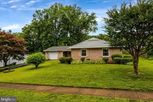 4315 Markwood Ln, Fairfax, VA 22033 - Photo 5