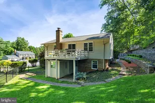 9713 Rhapsody Dr, Vienna, VA 22181 - Photo 27