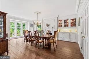10217 Cedar Pond Dr, Vienna, VA 22182 - Photo 31
