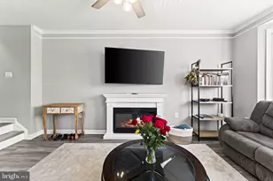 13649 Venturi Ln, Herndon, VA 20171 - Photo 11