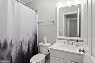 13649 Venturi Ln, Herndon, VA 20171 - Photo 39