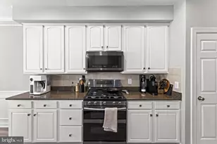 13649 Venturi Ln, Herndon, VA 20171 - Photo 21