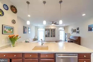 6931 Rolling Creek Way, Alexandria, VA 22315 - Photo 5