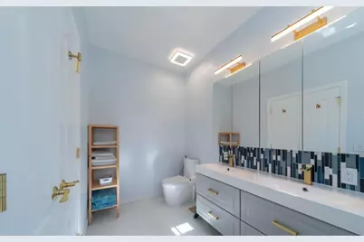 6931 Rolling Creek Way, Alexandria, VA 22315 - Photo 11