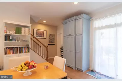 6931 Rolling Creek Way, Alexandria, VA 22315 - Photo 7