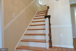 10295 Dunn Meadow Rd, Vienna, VA 22182 - Photo 21
