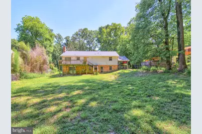 9040 Weant Drive, Great Falls, VA 22066 - Photo 3