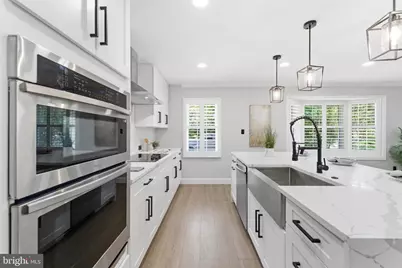 12140 Folkstone Drive, Herndon, VA 20171 - Photo 5