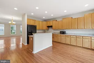 8108 Dove Cottage Ct, Lorton, VA 22079 - Photo 19