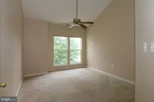 4139 Fountainside Ln, Fairfax, VA 22030 - Photo 11