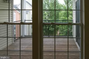 4139 Fountainside Ln, Fairfax, VA 22030 - Photo 9