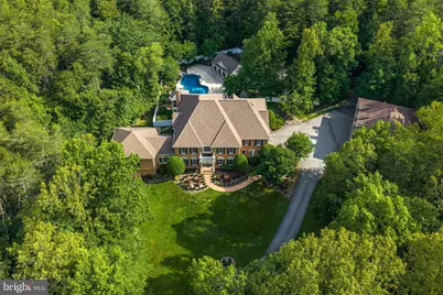 8261 Roseland Drive, Fairfax Station, VA 22039 - Photo 147