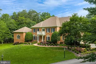 8261 Roseland Dr, Fairfax Station, VA 22039 - Photo 7