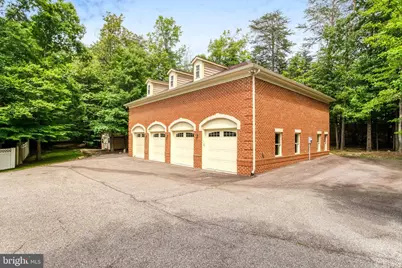 8261 Roseland Drive, Fairfax Station, VA 22039 - Photo 131