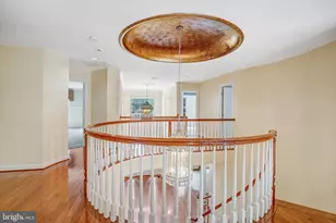 8261 Roseland Dr, Fairfax Station, VA 22039 - Photo 43