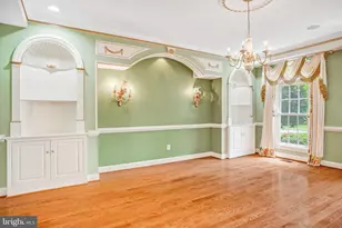 8261 Roseland Dr, Fairfax Station, VA 22039 - Photo 17