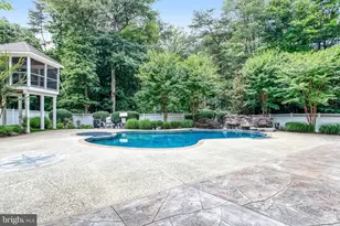 8261 Roseland Dr, Fairfax Station, VA 22039 - Photo 107