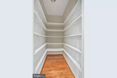 8261 Roseland Drive, Fairfax Station, VA 22039 - Photo 35