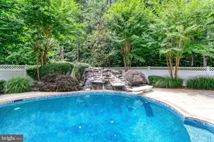 8261 Roseland Dr, Fairfax Station, VA 22039 - Photo 109
