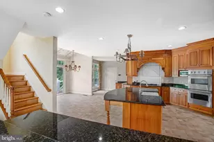 8261 Roseland Dr, Fairfax Station, VA 22039 - Photo 31