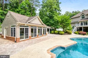 8261 Roseland Dr, Fairfax Station, VA 22039 - Photo 113